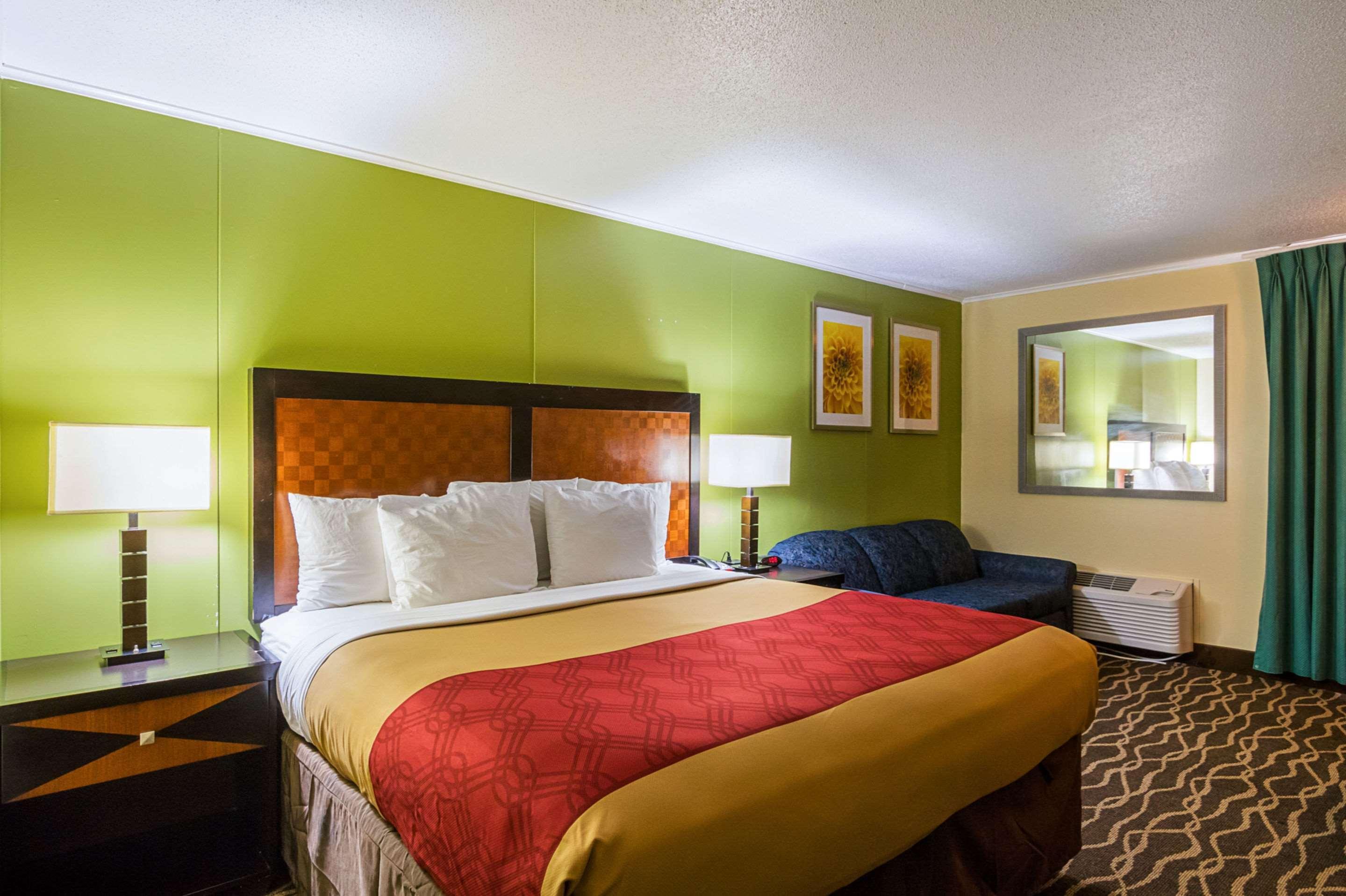 Econo Lodge Savannah Eksteriør billede