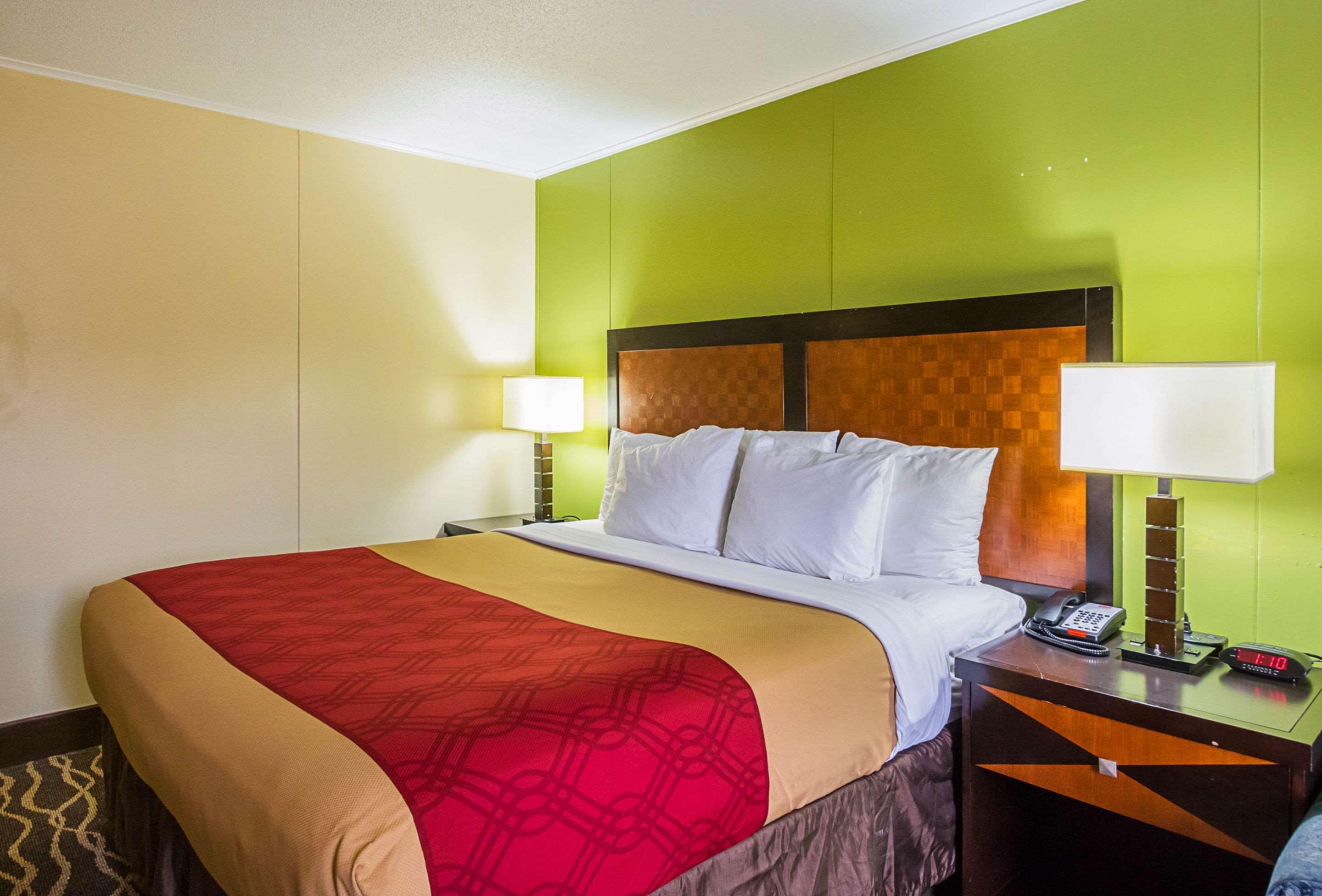 Econo Lodge Savannah Eksteriør billede