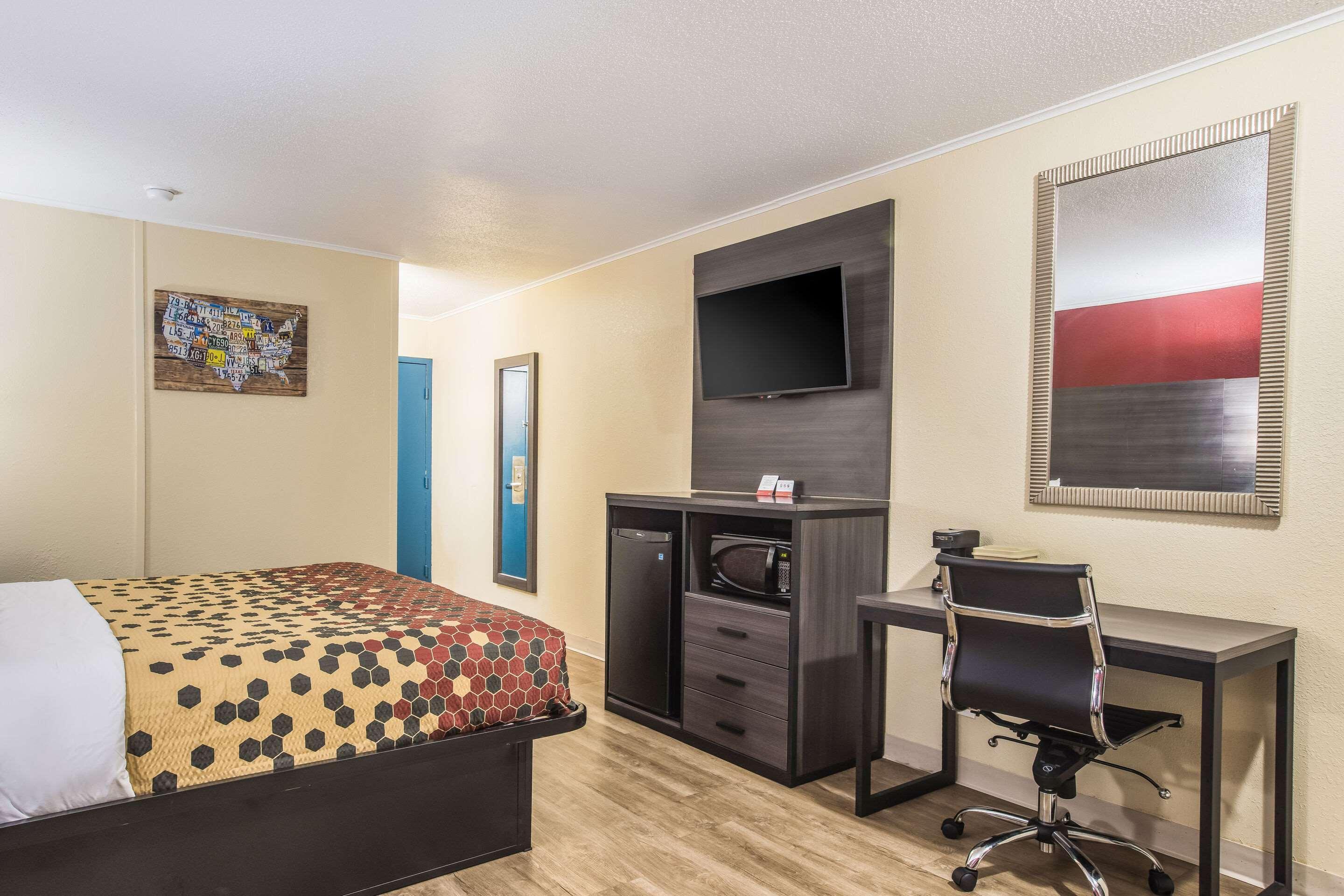 Econo Lodge Savannah Eksteriør billede