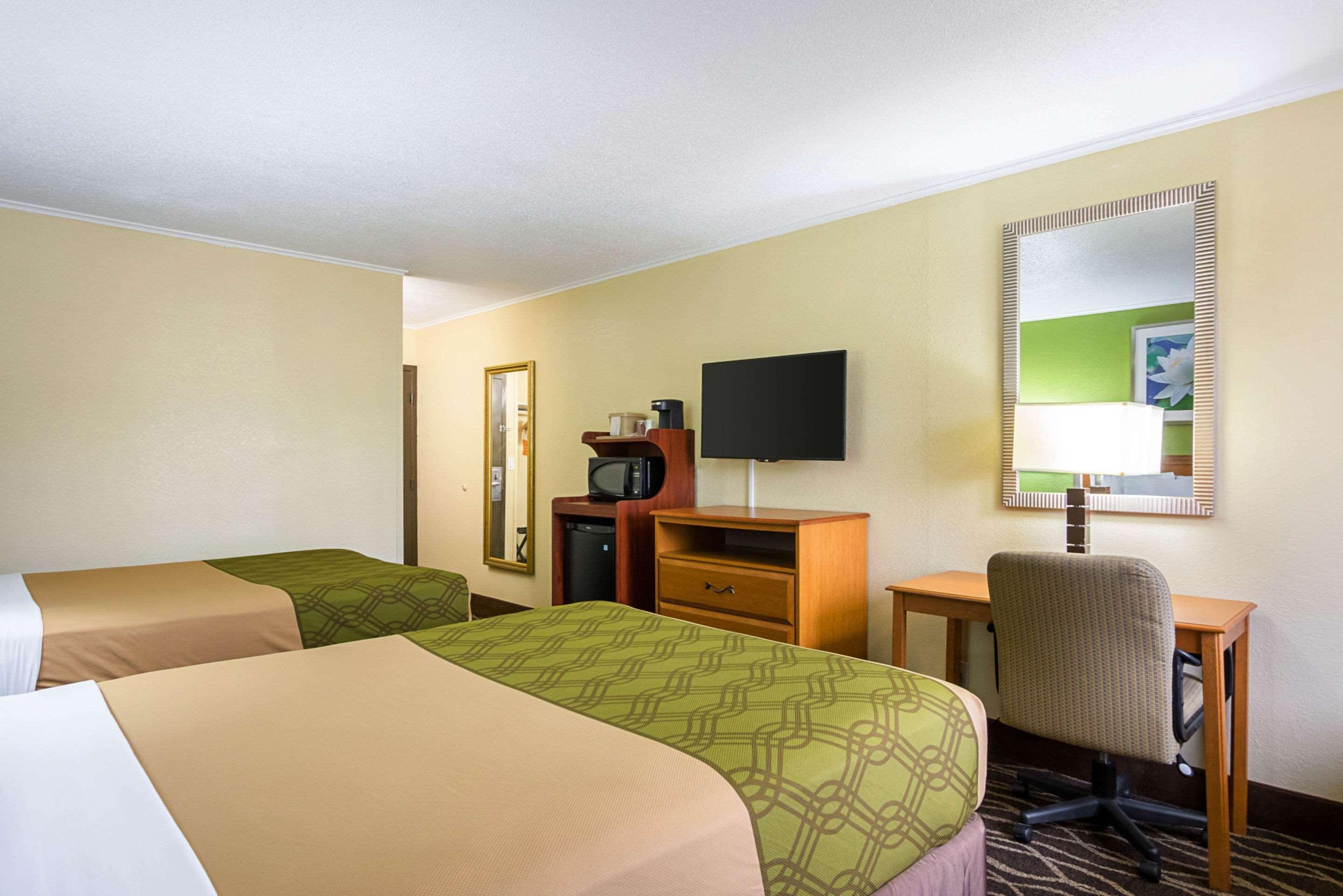 Econo Lodge Savannah Eksteriør billede