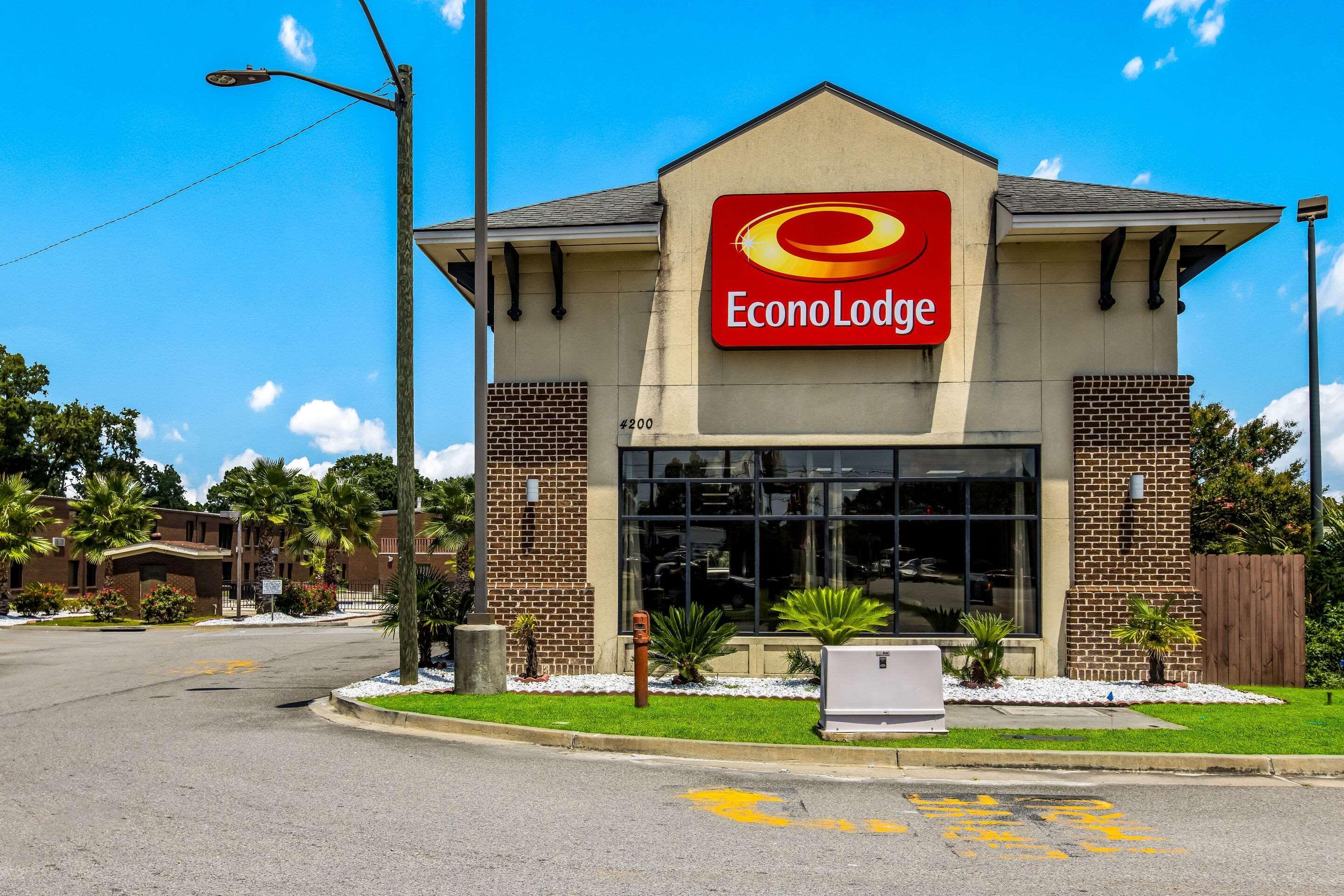 Econo Lodge Savannah Eksteriør billede