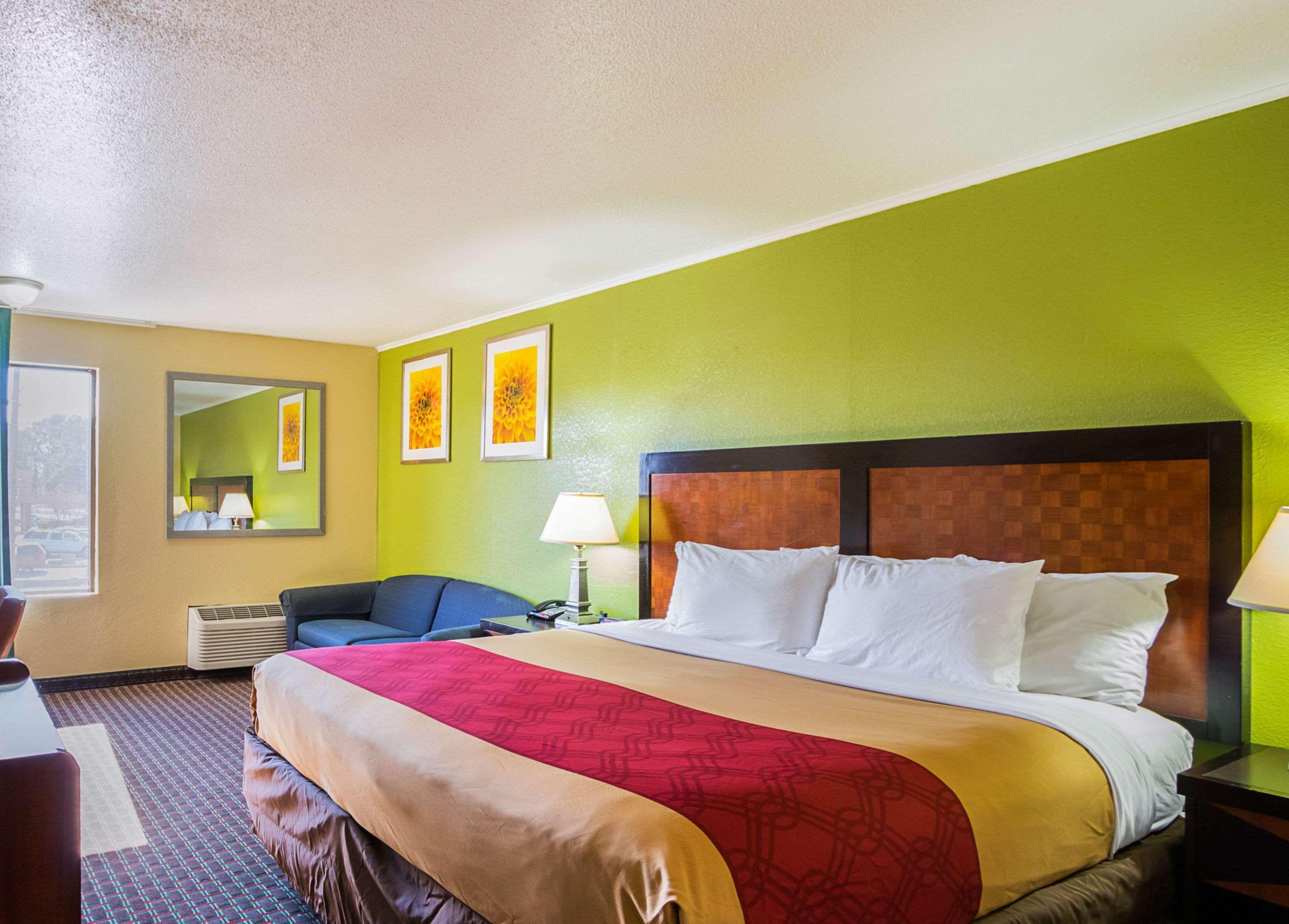 Econo Lodge Savannah Eksteriør billede